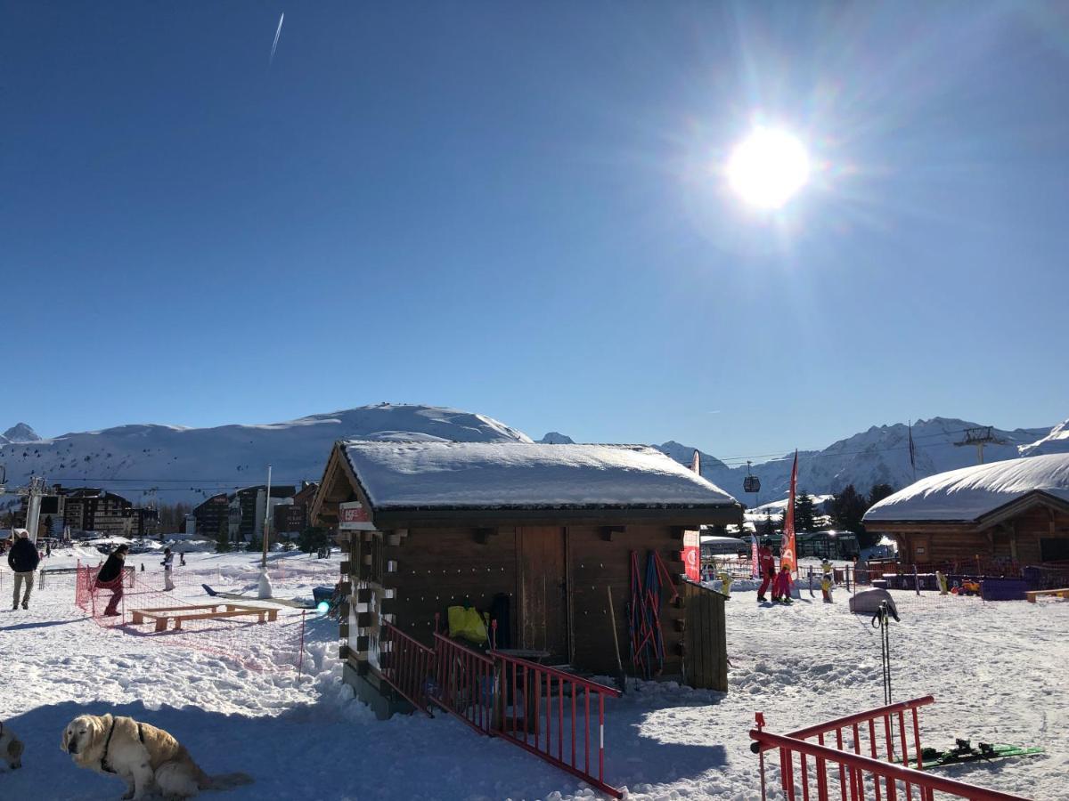 La Maison De La Montagne Le Bourg-dʼOisans Exteriör bild